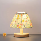 Modern minimalist creative iron flower-shaped 1-lamp table lamp