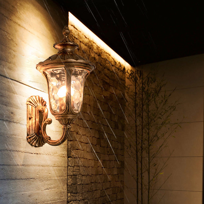 Traditional European waterproof castle-shaped aluminum-glass 1-light outdoor wall sconce lamp for garden