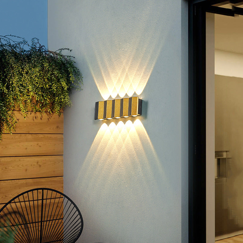 Modern Light Luxury Gold Aluminum Outdoor Waterproof Terrace LED Wall Light Lamp