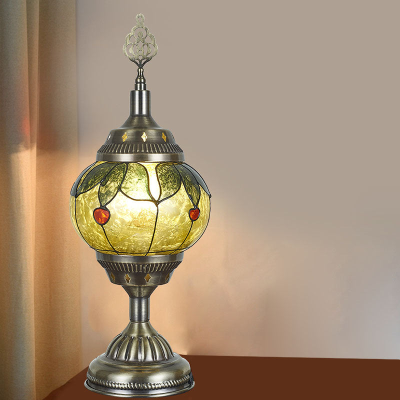 Traditional Tiffany romantic oval iron enamelled 1-light table lamp for the bedroom