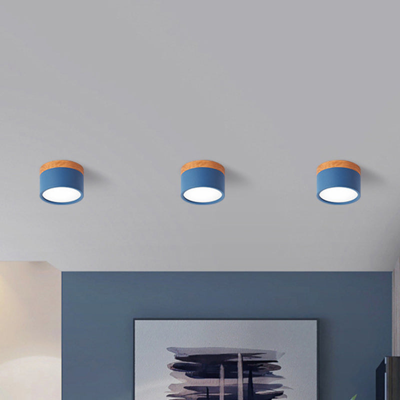 Modern Macaron Ceiling Lamp – Compact Metal/Wood Ceiling Light for Kitchen and Bar in Yellow, Madigas and Madigasack