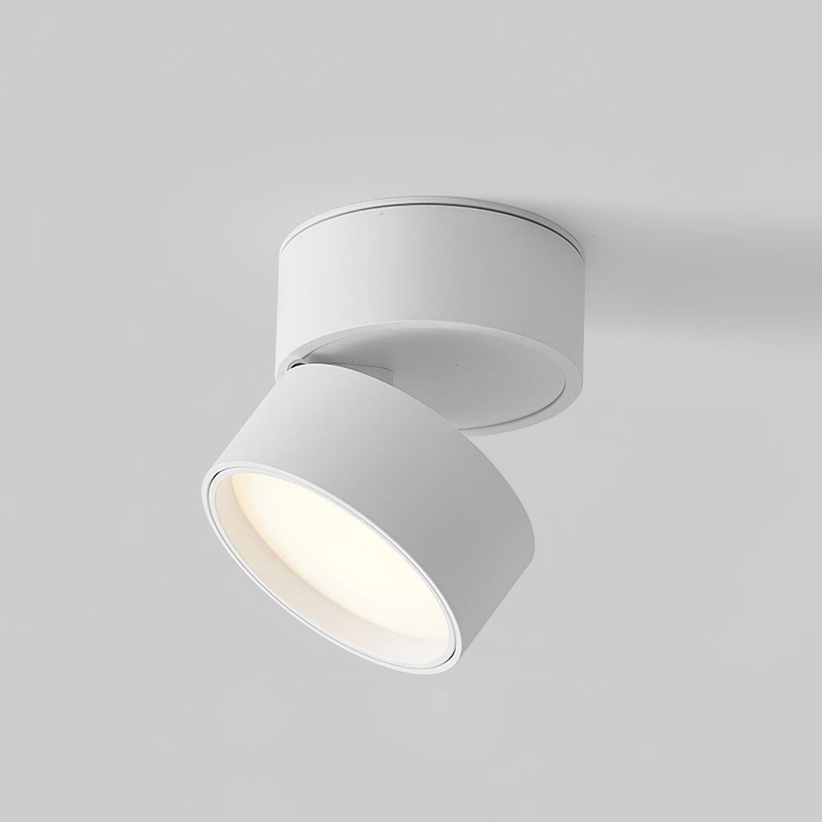 Full control over mood and brightness