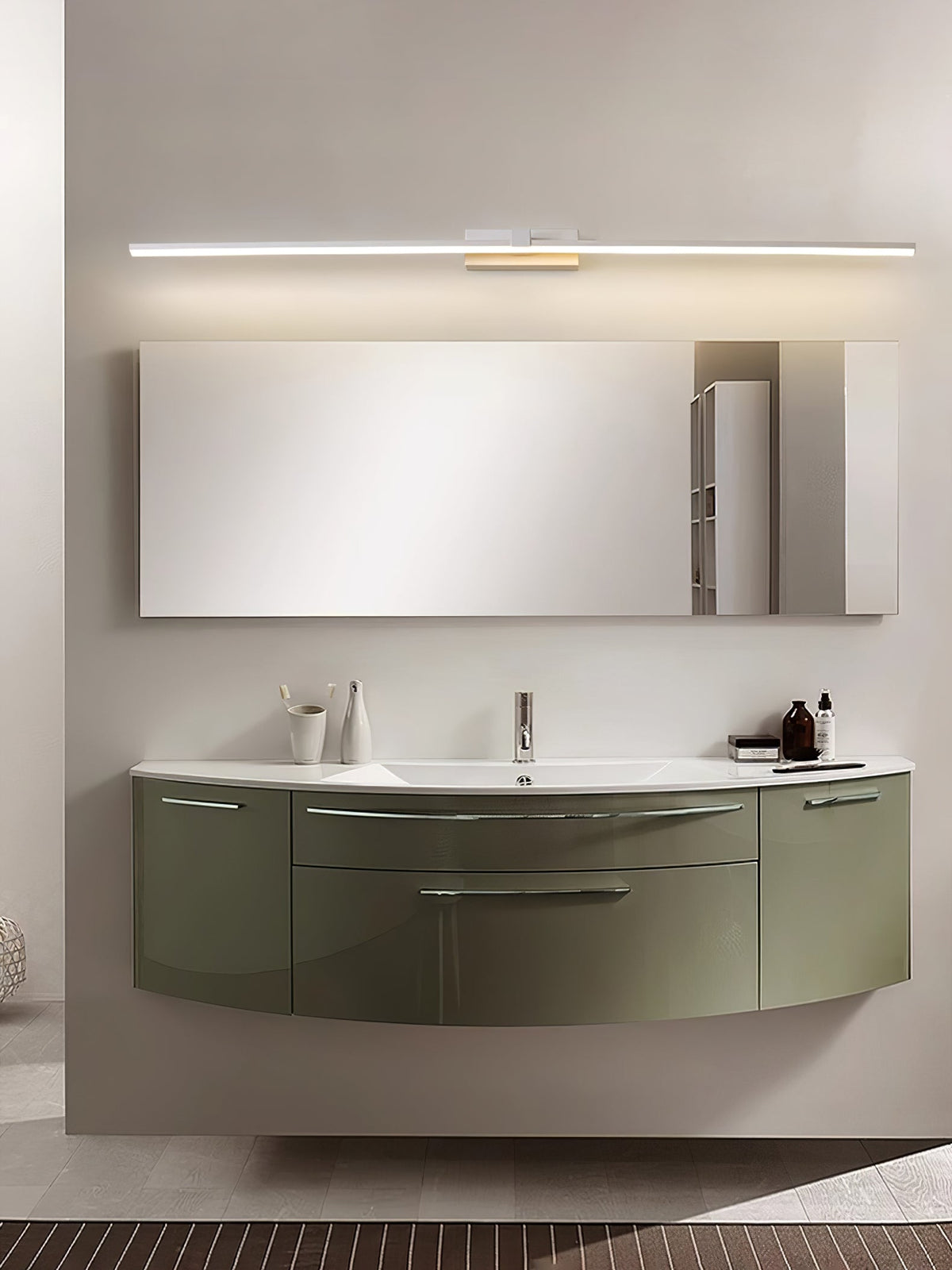 Metal Linear Mirror Lamp bracket Wall Light | Madigas