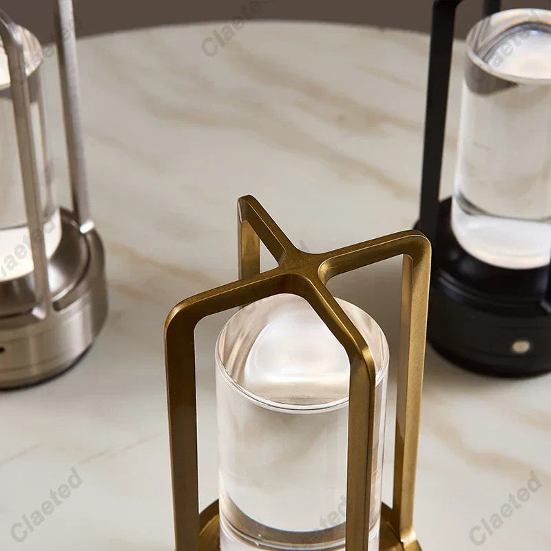 Rechargeable wireless LuxuryGlow table lamp - Elegant wireless lamp for any mood