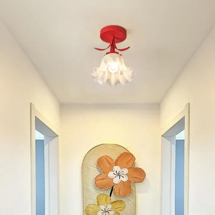 Mini Flower Ceiling Light - Luxurious Mini Pendant Light for Timeless Atmosphere