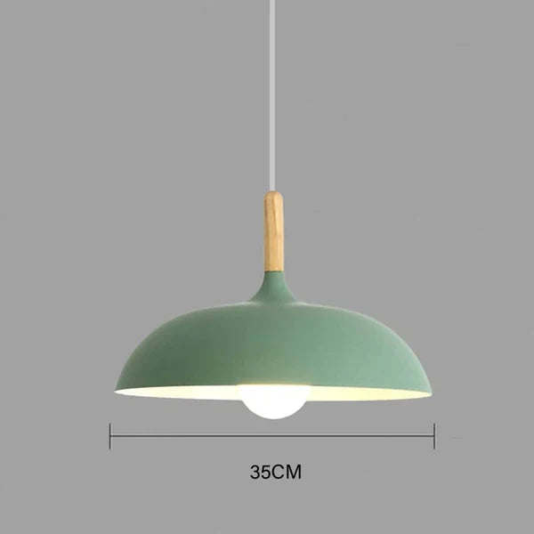 Ceiling light in Scandinavian oak - ScandiLuxe