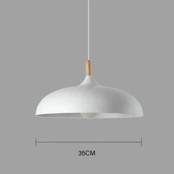 Ceiling light in Scandinavian oak - ScandiLuxe